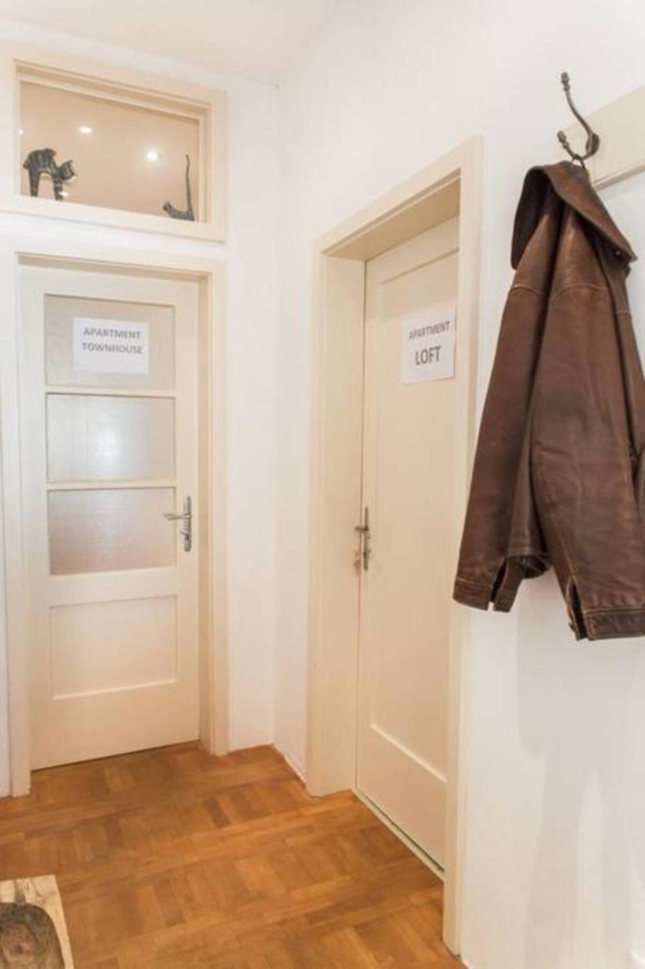 Tolmin Center Apartments Townhouse & Loft المظهر الخارجي الصورة